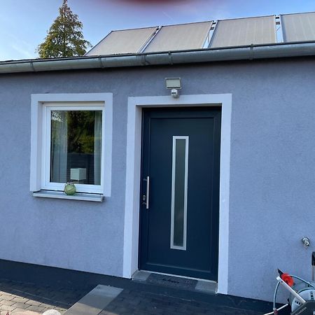 Ferienwohnung Mit Fussbodenheizung Nahe Messe, Gratis Parkplatz Und Abstellplatz E - Bike Hanover Exterior photo